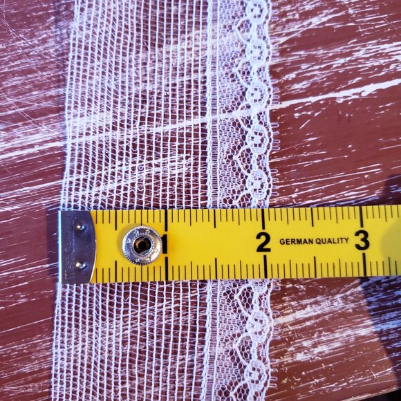 Vintage Bobbin Net Lace Trim.    2" inch x 10 yards - Picture 5 of 8
